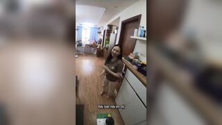 A Grap bị chị U45 gạ tình mà run