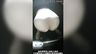 Lắp cam quay lén trg nhà vệ sinh quán quay lén e teen mông to tròn trắng múp đi đái