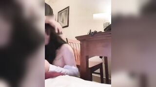 Doạ mét mẹ mà anh họ cứ dí cặc vào mồm cho bú