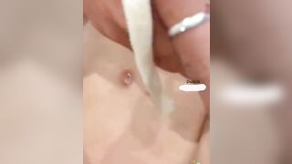 Nhìn Tinh trùng bắn lên bụng, Nứng thật sự