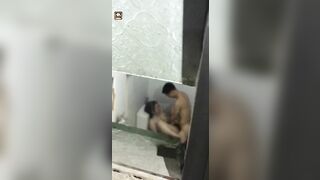 Bị quay lén mả a nhấp nhiệt tình quá😂