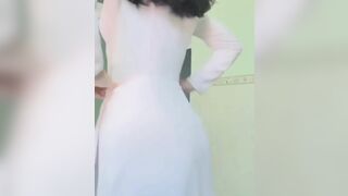 E áo dài vừa đi học về liền lột đồ khoe ny