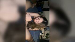 Đĩ dâm Thanh Thảo thích bj và doggy