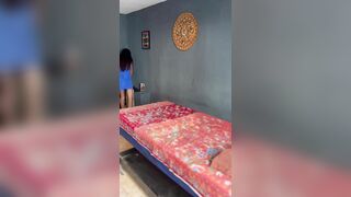 Cuộc sống tình dục phòng the của em trai và chị họ.
