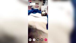 Vừa chat vừa call sex với em gái học sinh dâm