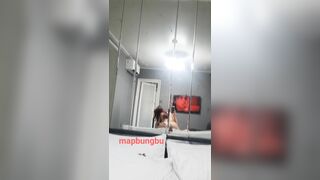 Tạm biệt em về nhà chồng