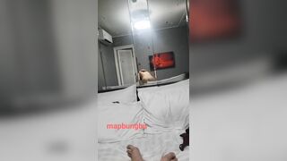 Tạm biệt em về nhà chồng