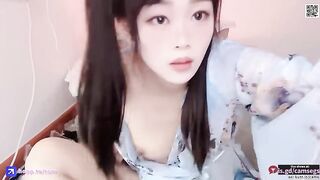 Teen Loli mình dây, Lồn Bé tí mà Cặc giả 40 cm Lút Cán Live sex rên rỉ
