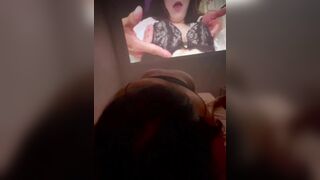 MUỐN VỢ BÚ CU EM ZAI KHÁC
