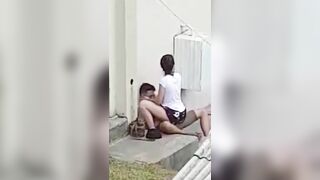 Lén lút đằng sau trường cực kích thíc