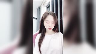 Có ai biết bé này tên j không