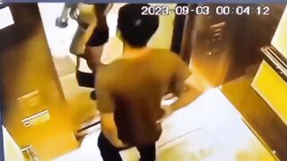 Bắn lén đằng sau lưng
