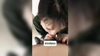 Chốn vô nhà vệ sinh cho em bú