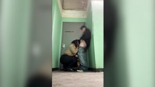 Bú cu cho trai lạ bất kì cho xuất lên mặt