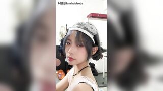 gái xinh gợi cảm trong bộ hầu gái