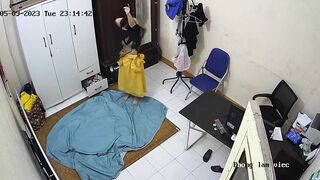 hack cam phòng đứa em họ thấy nó đảng thử đồ ngủ mới mua