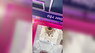 Vợ yêu đi khách sạn cùng sếp còn quay phim lại