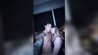 Trai  châu á chơi em tây hàng ngon vú to dâm