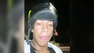 Tây Đen, Đi xe ôm cứ Bóp mông tài xế, Gạ vào Rừng Lút cán Djt lon long rên rỉ