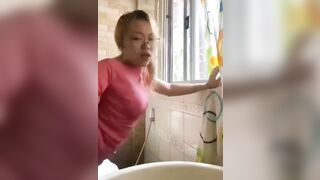 Sáng sớm nứng cặc, Djt luôn Cô Giúp Việc Kính Cận Loli lút cán rên rỉ