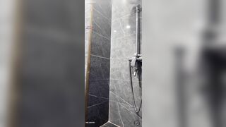 Ngọc Nhi 2k rửa lồn là 1 nghệ thuật thì thì ẻm xứng dáng nhận người rửa lồn đẹp nhất.