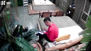 Chủ homestay đặt cam quay lén cặp đôi thuê phòng địt nhau cả ngày,mới sáng dậy đã đụ