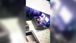 Chịch nhau ở nhà chán rồi em thích ra net chơi nhau mới sướng