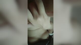 Em Thu 2k7 móc con bướm xinh