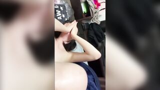 Gạ địt được em họ k10 ngon múp lồn non