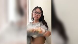 Em rau niềng răng vú bự lên cơn nứng