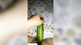 Máy bay trốn vào nhà tắm call sex với trai