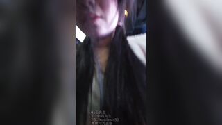 Em gái dễ thương năm 2005 lớp 12 mua ít hộp mù mịt búp bê mang đi KTV chơi điên cuồn
