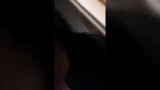 Con đĩ dâm dục kính cận có sở thích nude public ngoài cầu thang chung cư - 1