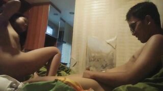 Anh em họ lần đầu đụ nhau thấy sướng cực khoái, tâm sự muốn đụ nhiều lần như vậy nữa.