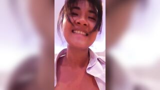 Húp thành công em học sinh mới lớn vú to mặt dâm đãng