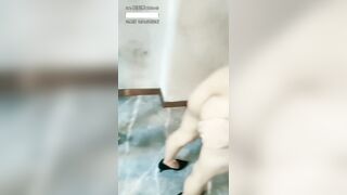 Gái mới lớn bị lừa qua Campuchia làm bồn chứa tinh P3