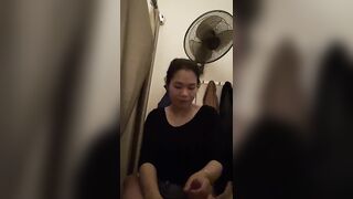 Chị hàng xóm nói cho chị xem thử con cu