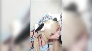 Gái xinh Cosplay, Bú cu thợ chụp ảnh cho nghịch 2 núm vú to hồng rên rỉ