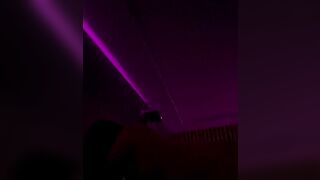 Chill chill cùng cô bạn thân