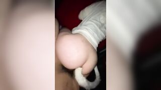 bé người yêu thích cảm giác mạnh em còn nhét thêm cả đuôi cáo