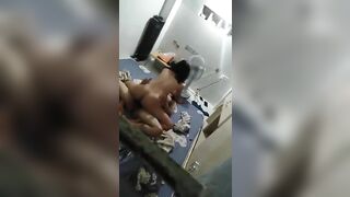 Anh họ 18 tuổi cố gắng đụ em gái 17 tuổi của mình, cái tuổi nứng lồn vô tội vạ.