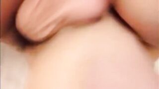 Ghệ bạn cũng như ghệ mình thì đã quá