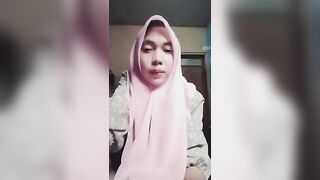 Cô gái xinh hồi giáo tự quay thủ dâm