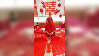Chén trc cô e dâu bắn ngập lồn trg đêm tân hôn khi thằng e trai say bí tỉ