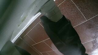 Quay lén wc nữ p5
