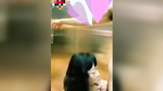 Mang em học sinh chịch public trước cửa thang máy tìm kích thích