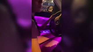 Trên đường đi dừng xe lộ hàng, chơi hay ghê ha.
