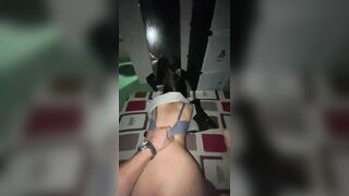 Nhét trứng rung vào lỗ nhị, em gái sướng cong người