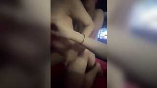 Đem bạn thân cho bồ chịch đổi khẩu vị