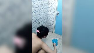 siêu phẩm quay lén mấy em bé loli non tơ đi tắm cực cuốn - phần 15